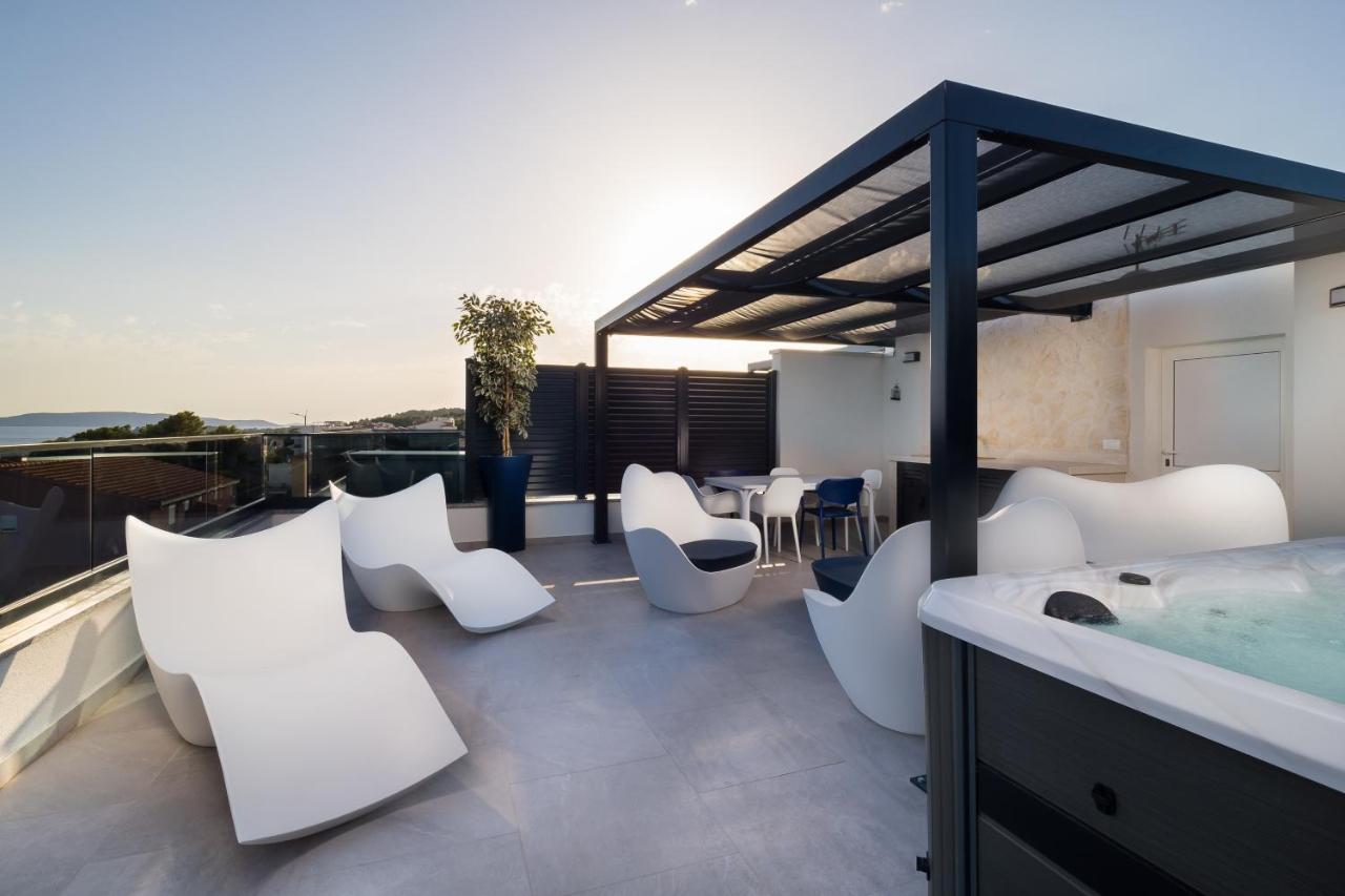 Luxury Apartment- Balcony- Private Rooftop And Jacuzzi- Common Pool Trogir Luaran gambar