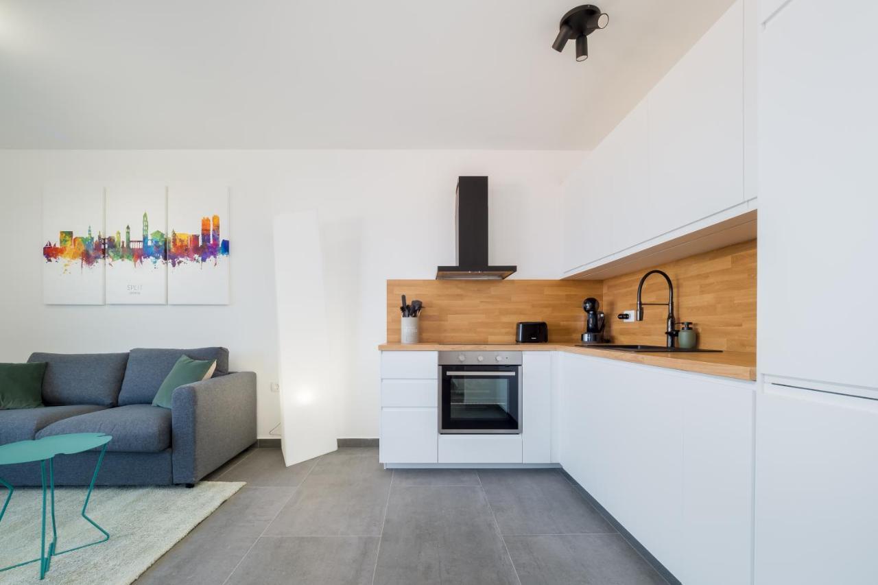 Luxury Apartment- Balcony- Private Rooftop And Jacuzzi- Common Pool Trogir Luaran gambar