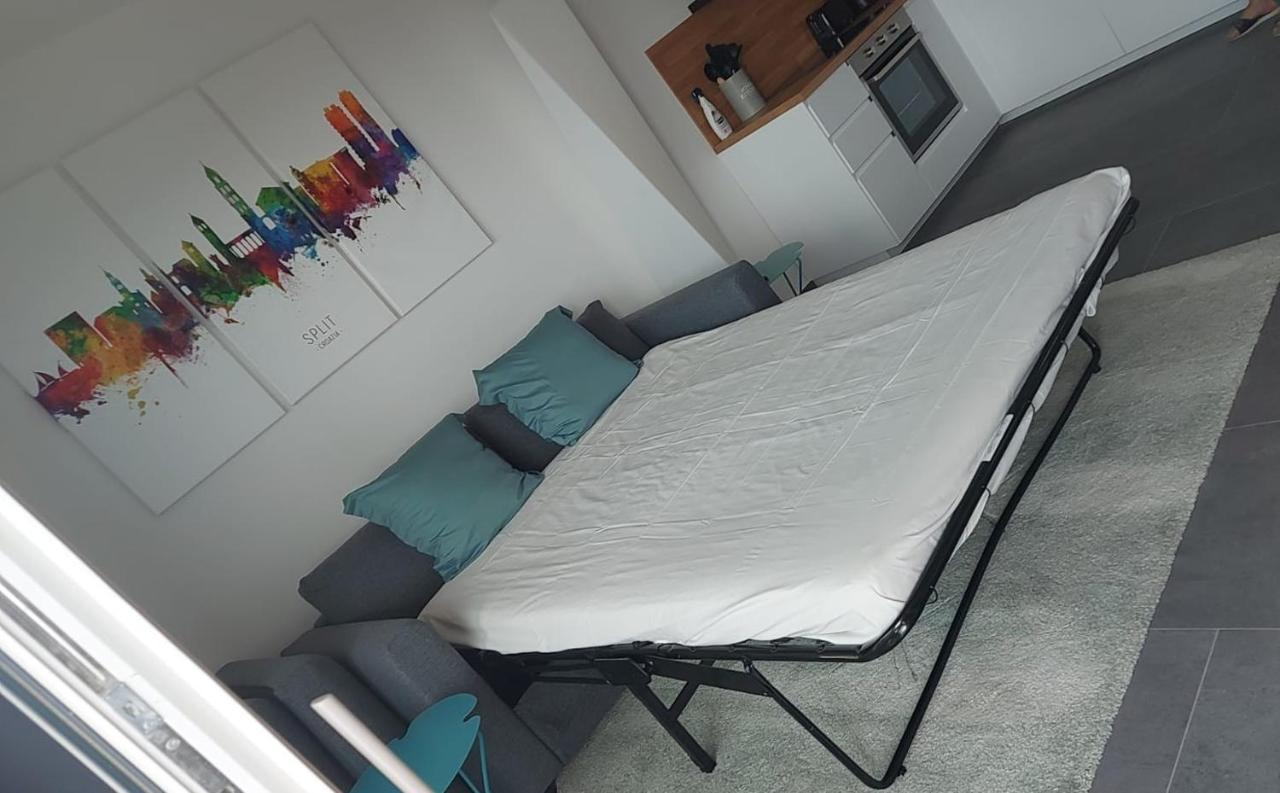 Luxury Apartment- Balcony- Private Rooftop And Jacuzzi- Common Pool Trogir Luaran gambar