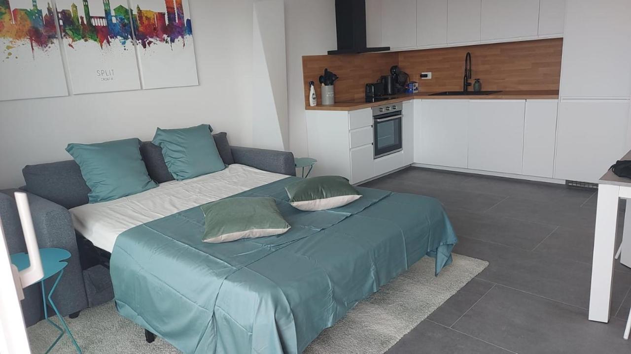 Luxury Apartment- Balcony- Private Rooftop And Jacuzzi- Common Pool Trogir Luaran gambar