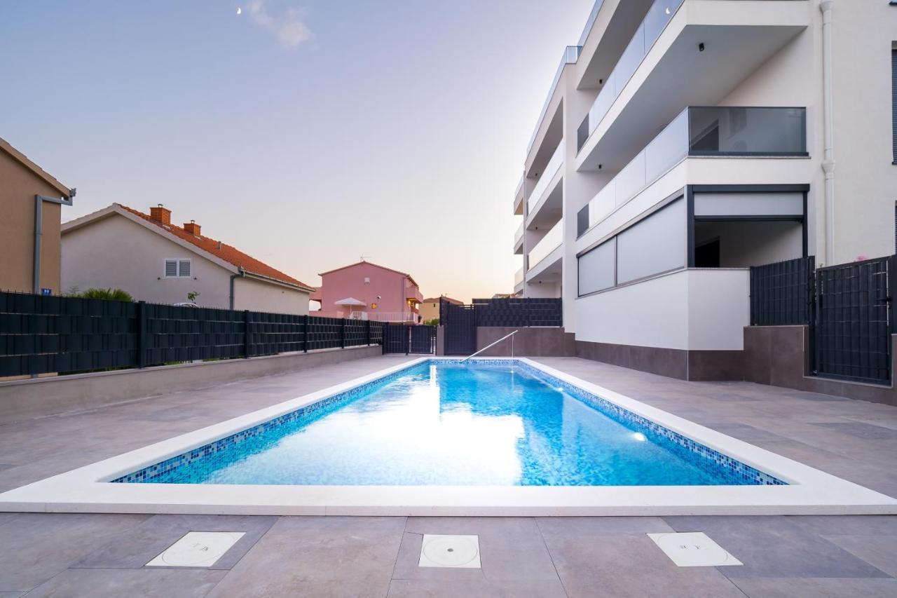 Luxury Apartment- Balcony- Private Rooftop And Jacuzzi- Common Pool Trogir Luaran gambar